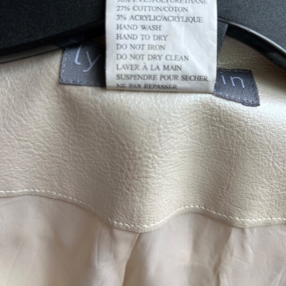 Lynn Cantin Warm Cream Shiny Jacket - Picture 4 of 4